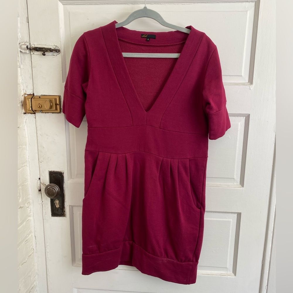 Deep Pink V-Neck Sweater Mini Dress Size Small